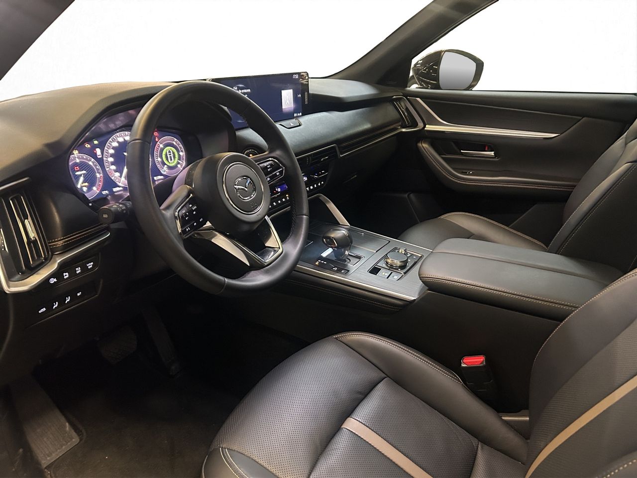 Foto Mazda CX-80 25