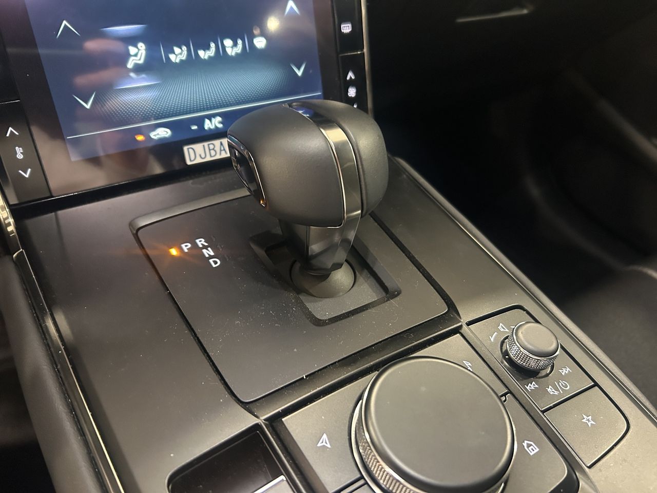 Foto Mazda MX-30 10