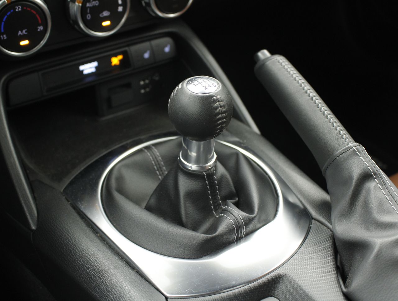 Foto Mazda MX-5 10