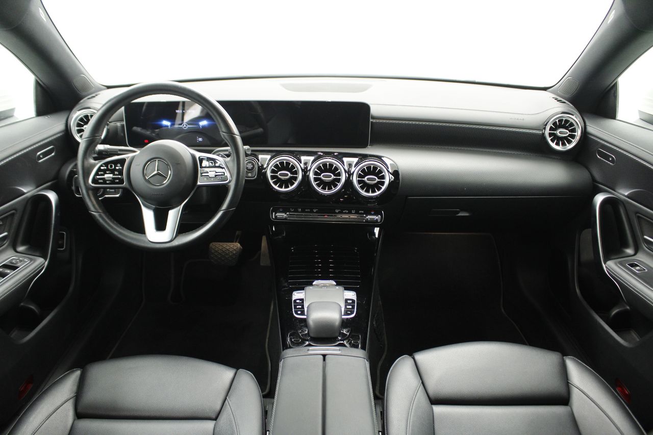 Foto Mercedes-Benz Clase CLA 4