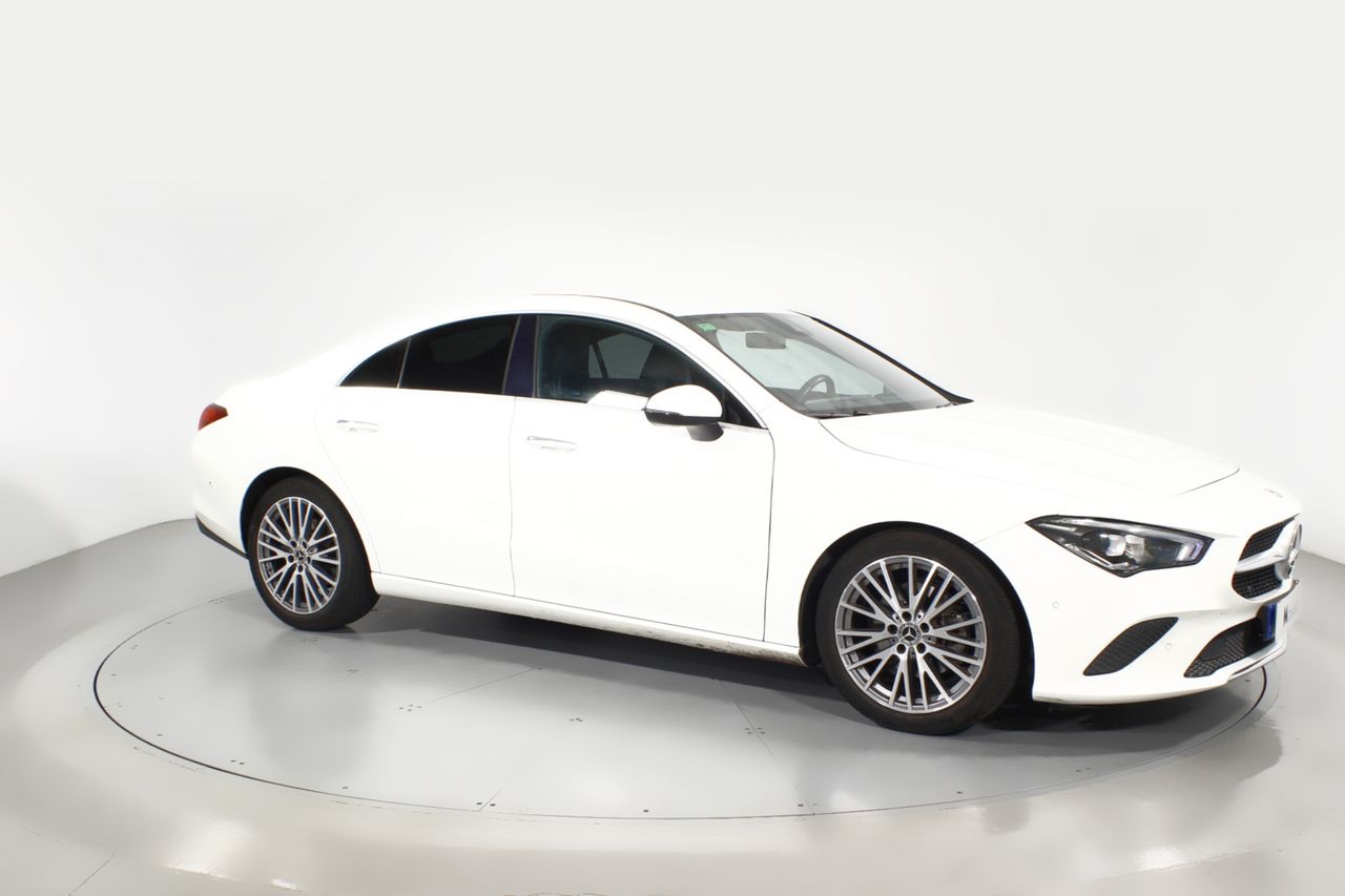 Foto Mercedes-Benz Clase CLA 23