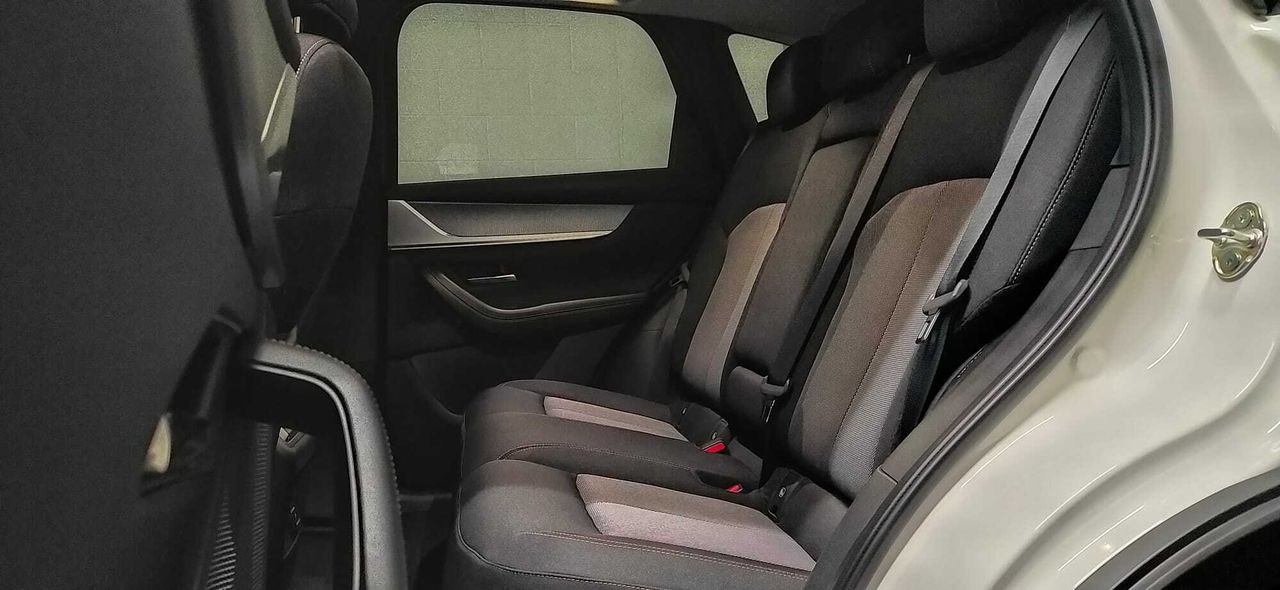 Foto Mazda CX-60 4