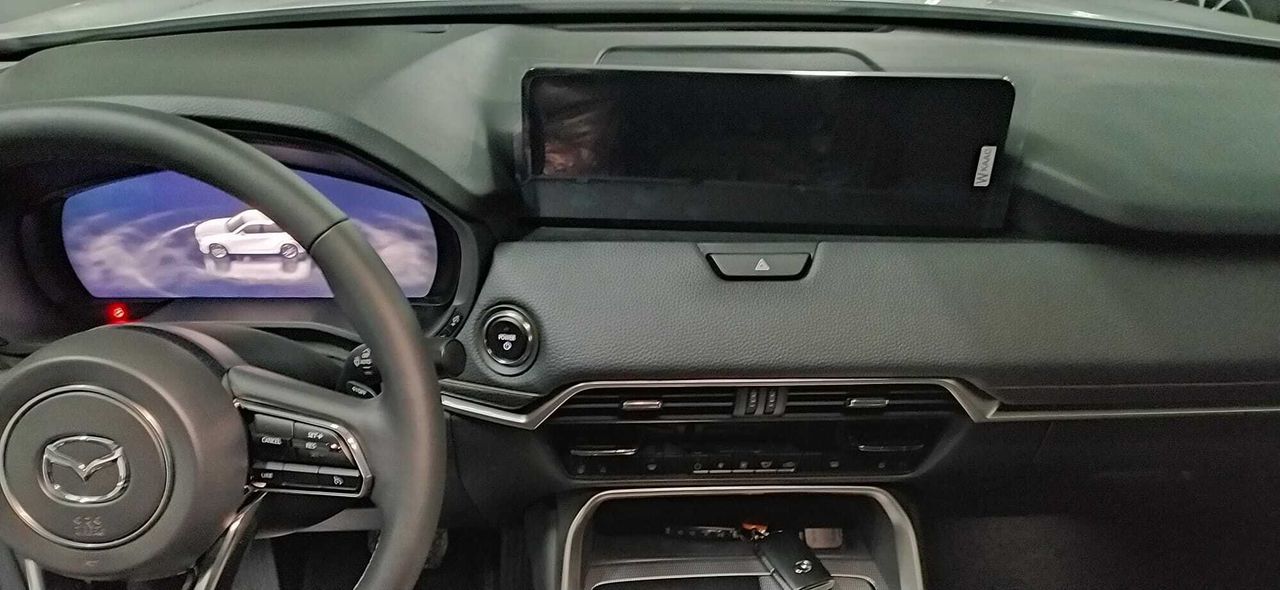Foto Mazda CX-60 5