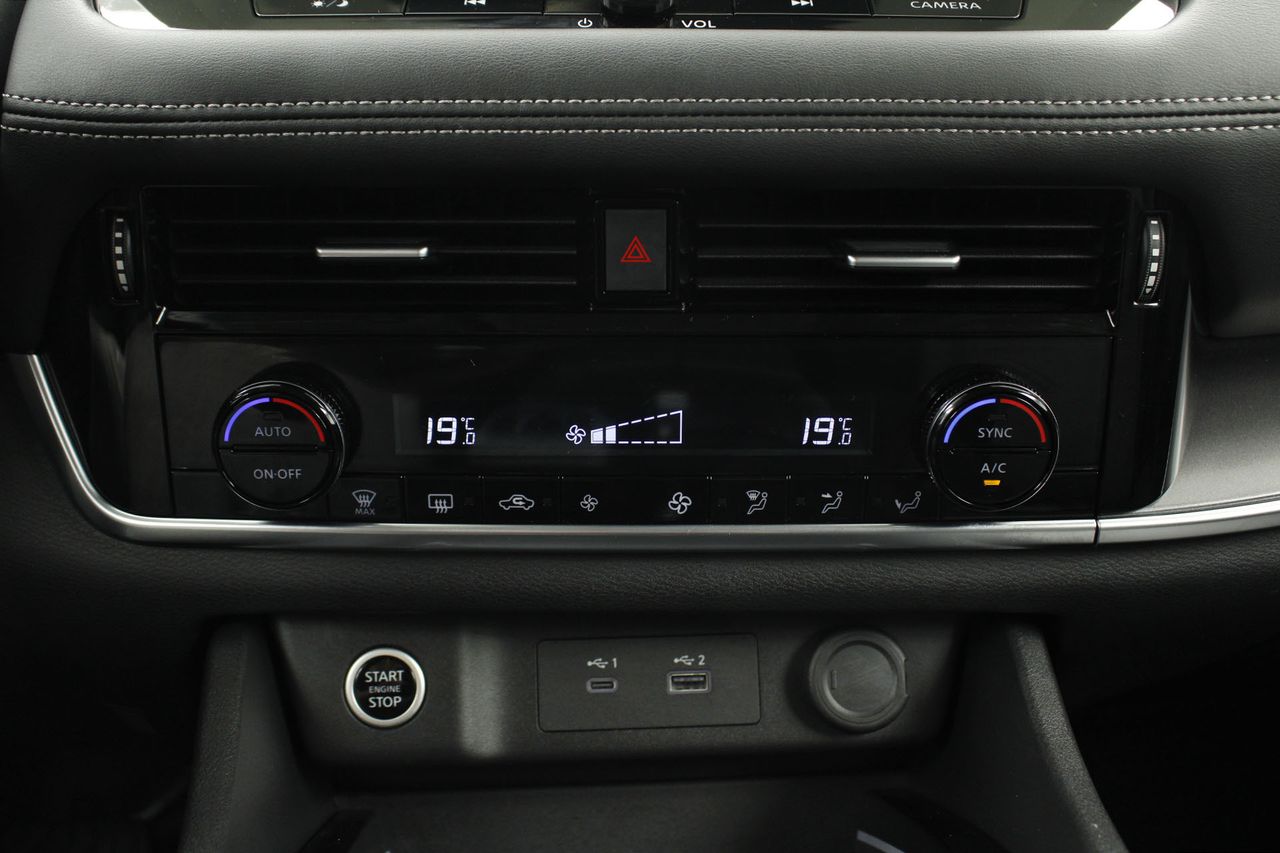 Foto Nissan X-Trail 11