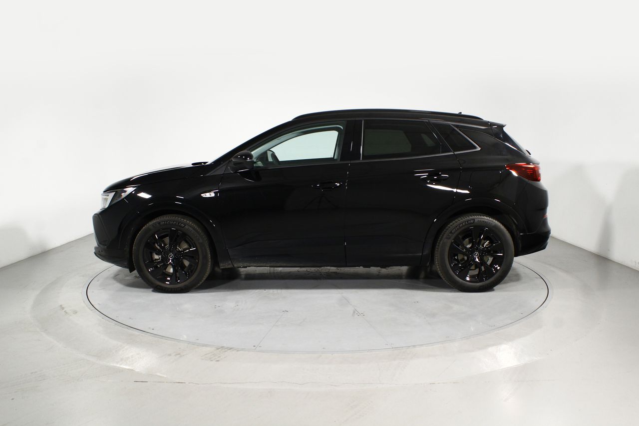 Foto Opel Grandland X 10