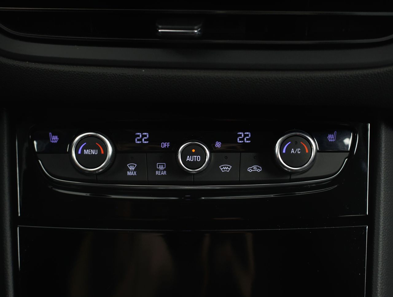 Foto Opel Grandland X 27