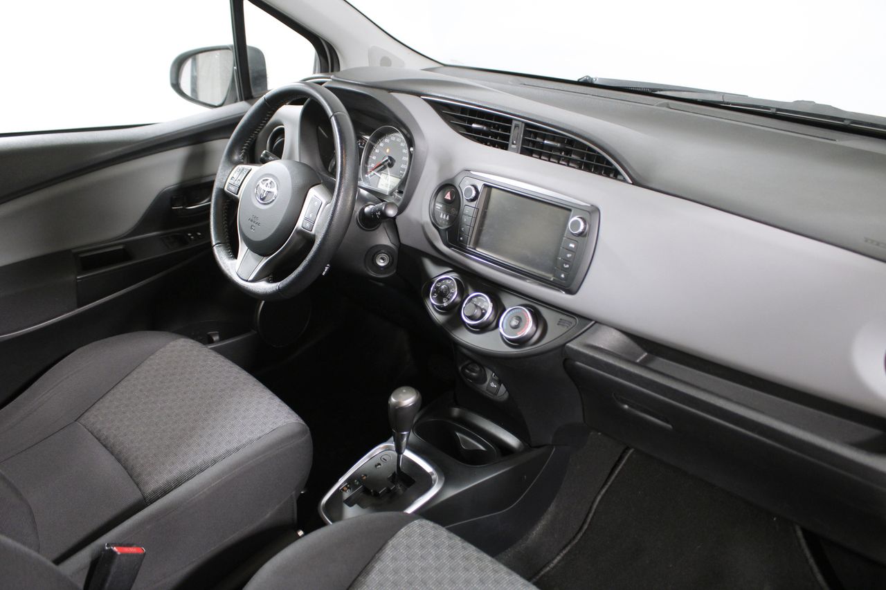 Foto Toyota Yaris 15