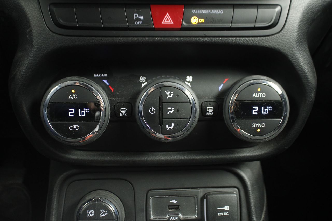 Foto Jeep Renegade 11