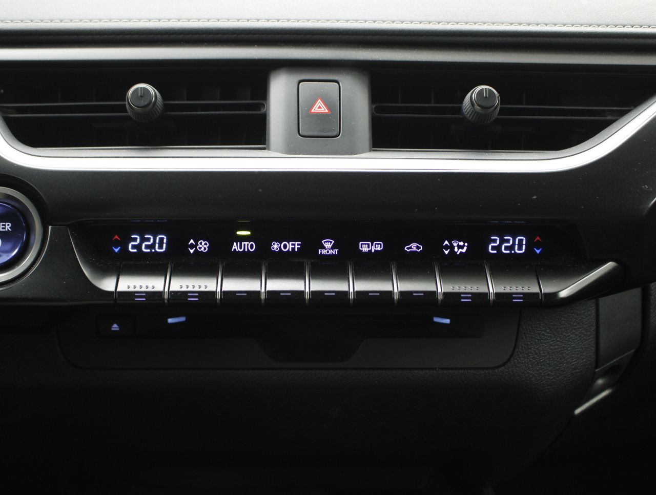 Foto Lexus UX 11