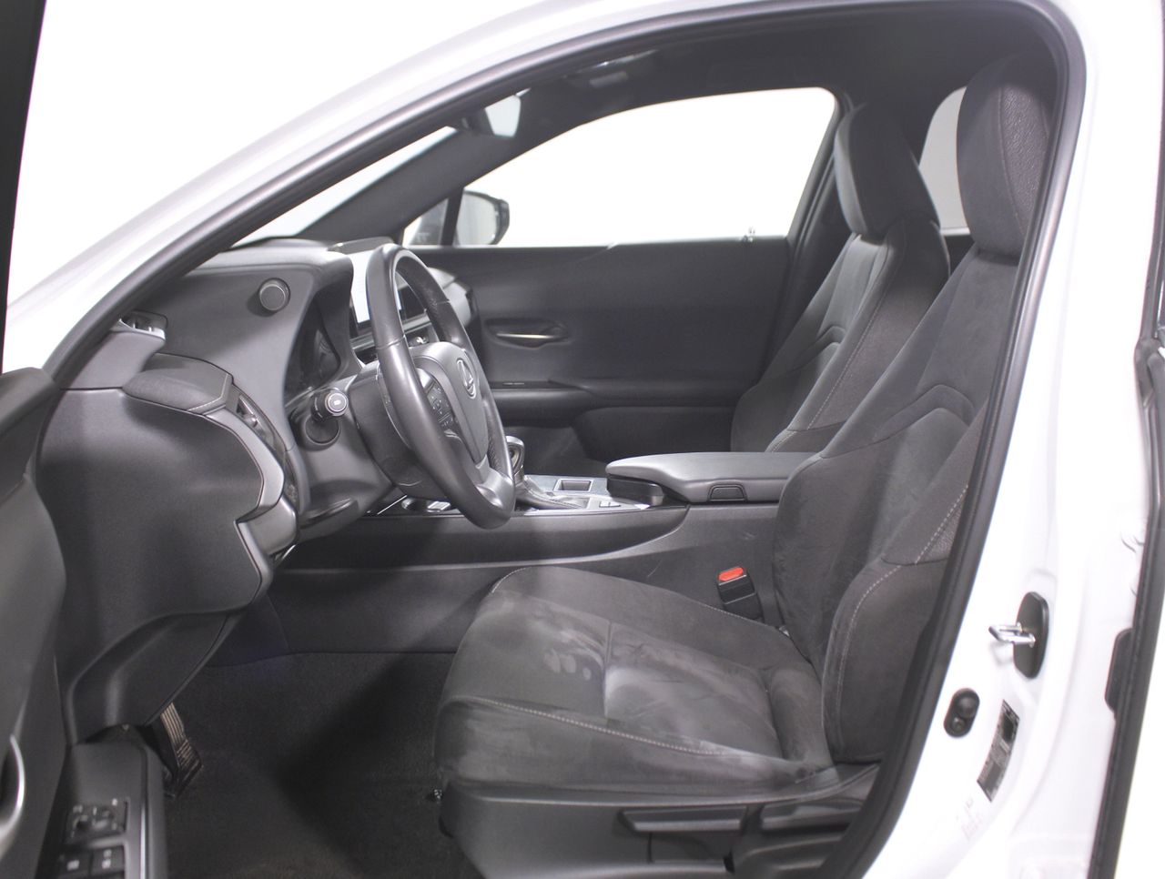 Foto Lexus UX 27