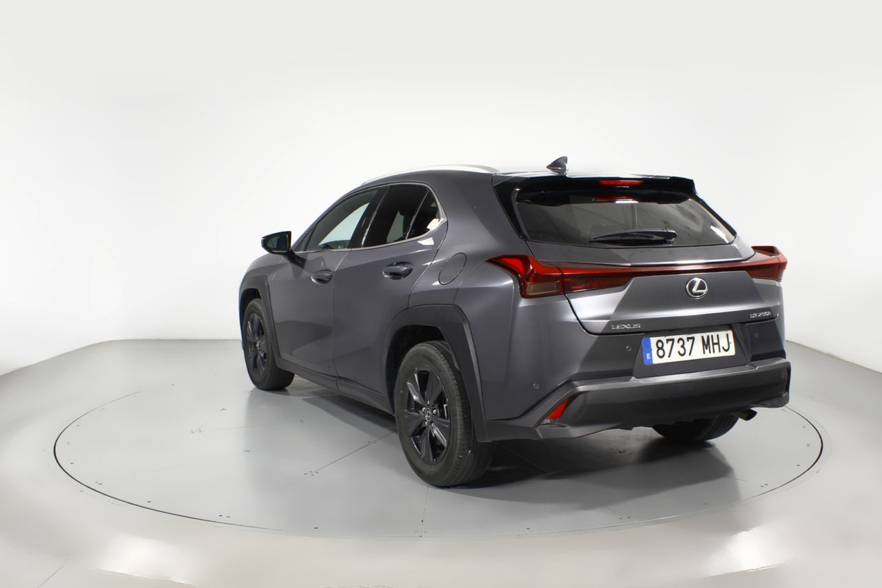 Foto Lexus UX 2