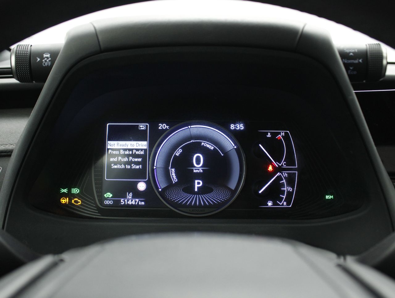 Foto Lexus UX 9