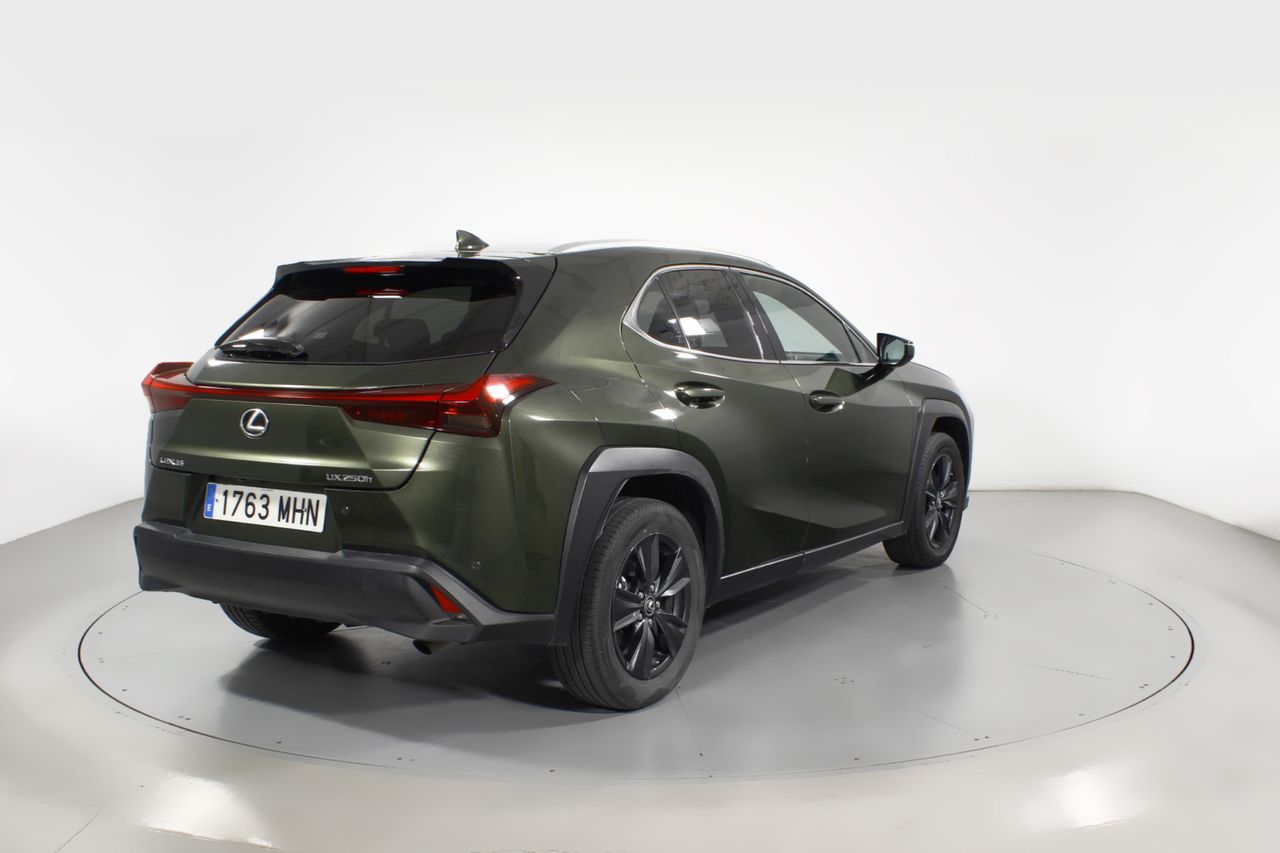 Foto Lexus UX 25