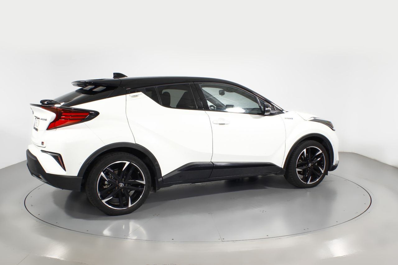 Foto Toyota C-HR 24