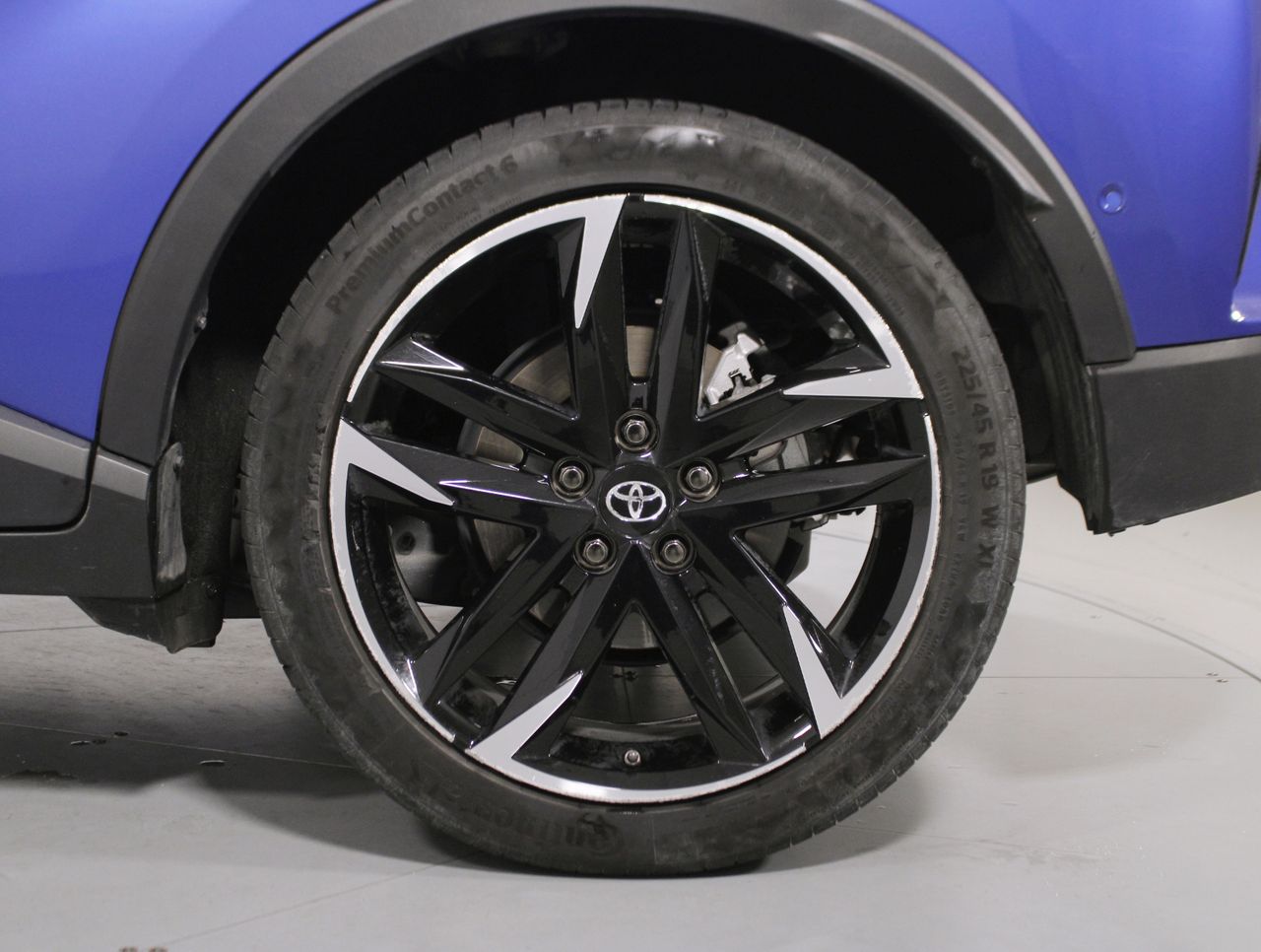 Foto Toyota C-HR 8