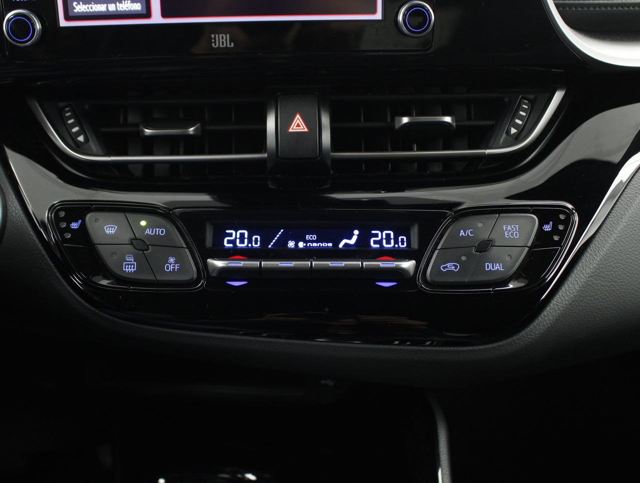 Foto Toyota C-HR 11