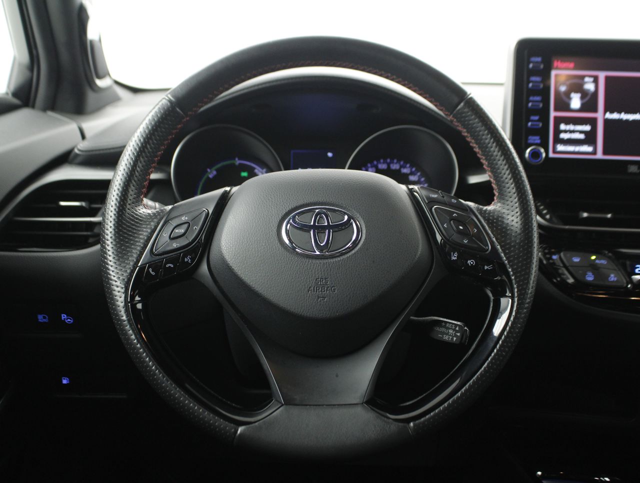 Foto Toyota C-HR 13