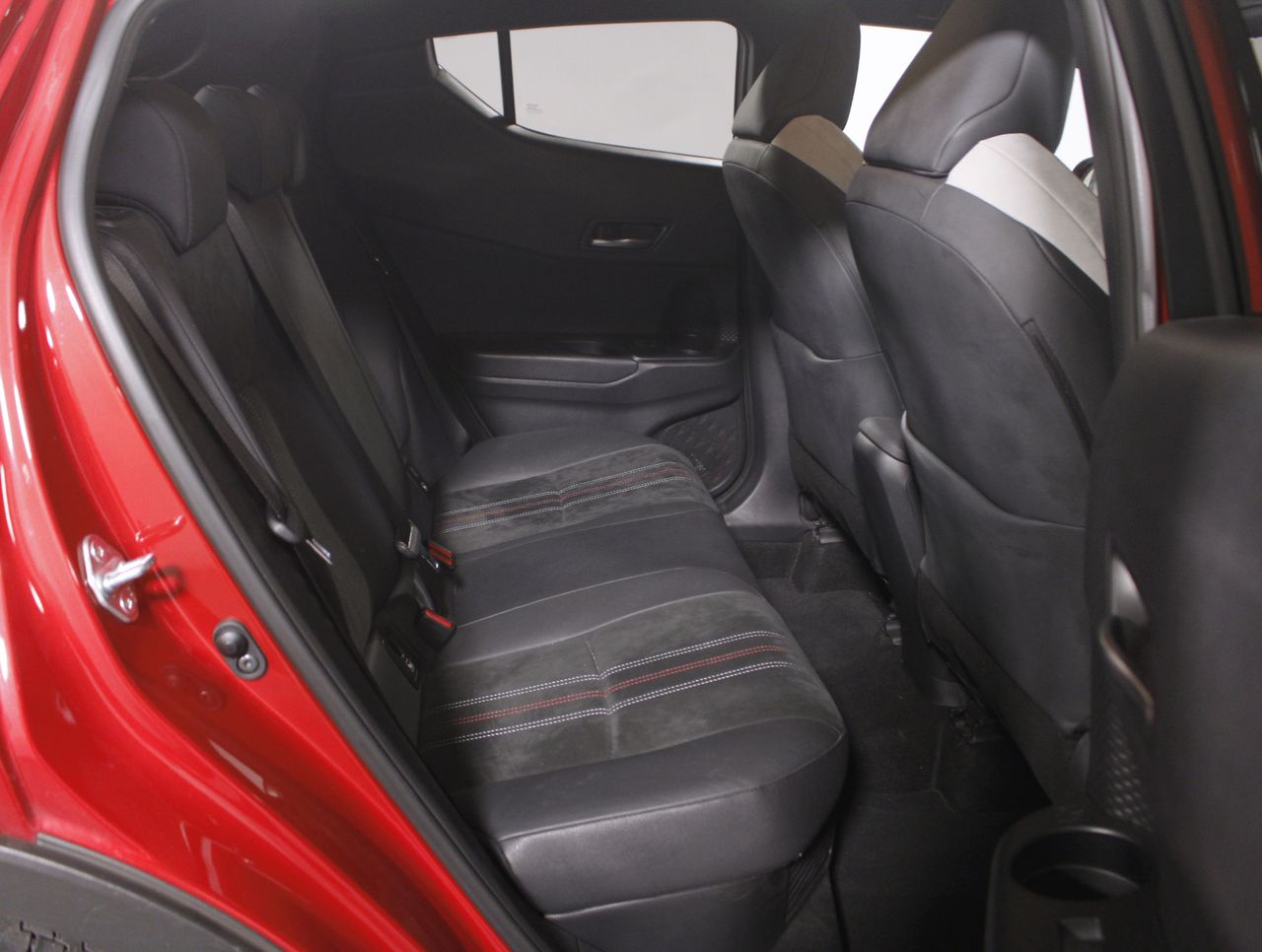 Foto Toyota C-HR 6