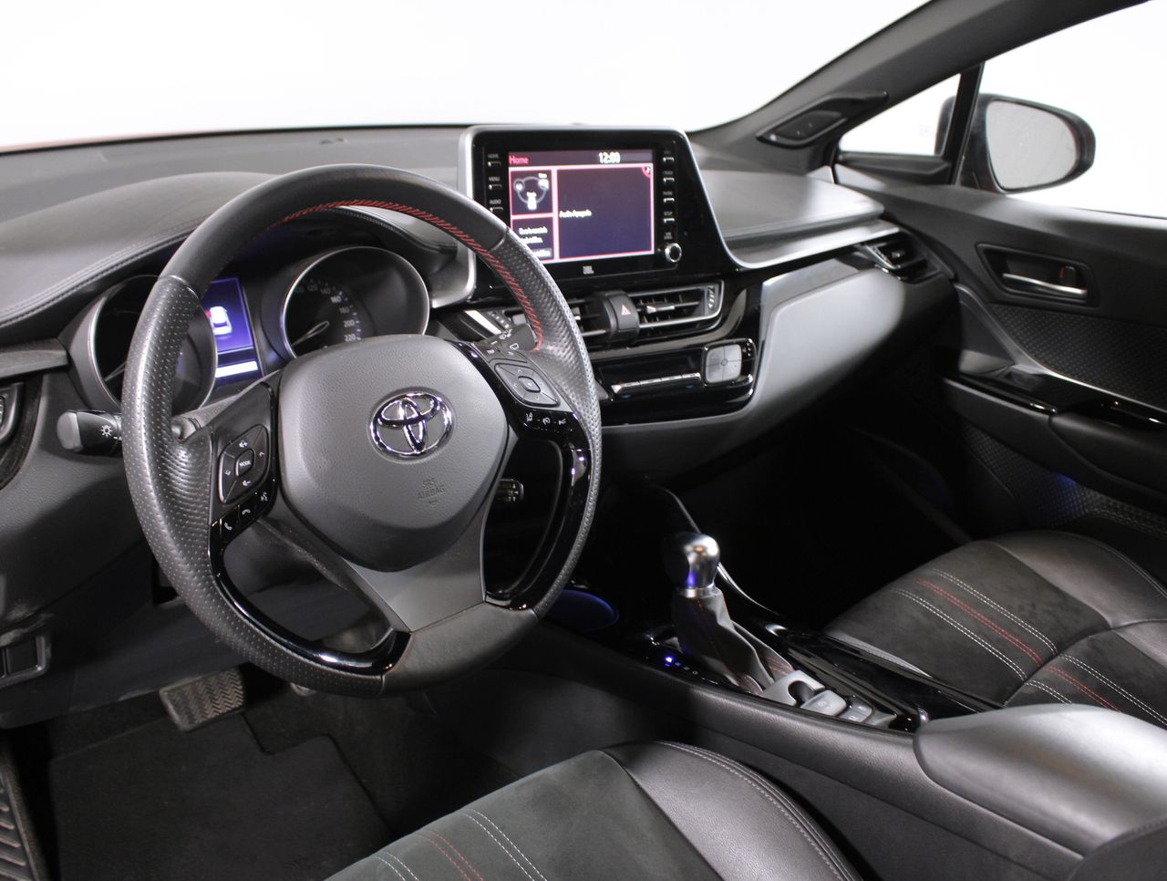 Foto Toyota C-HR 28