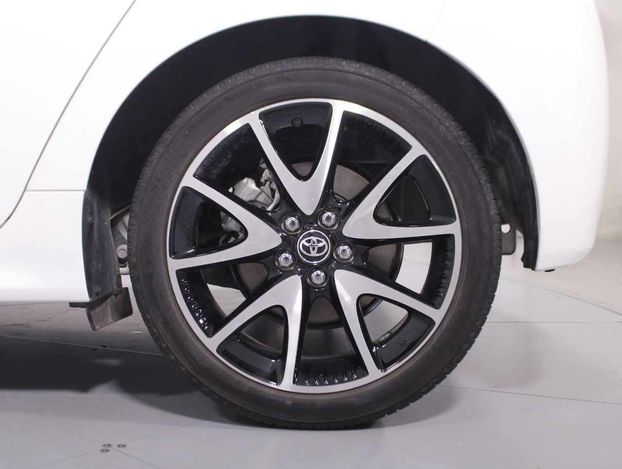 Foto Toyota Yaris 8
