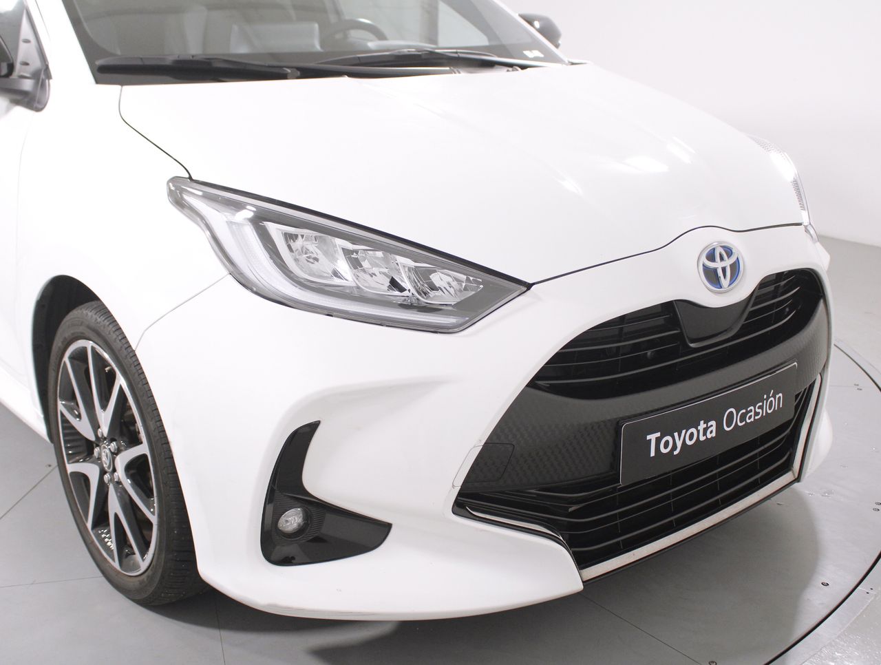 Foto Toyota Yaris 16