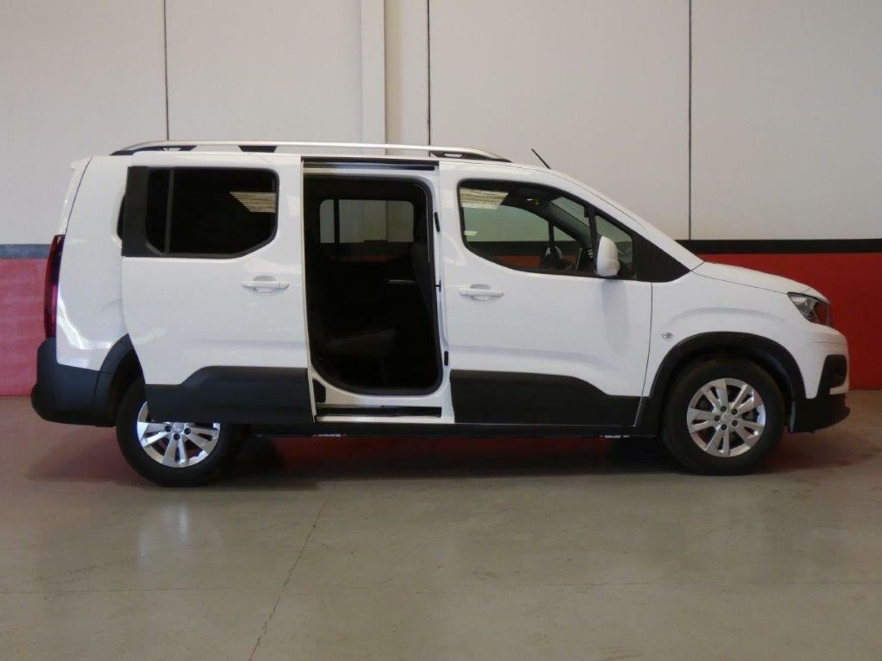 Foto Peugeot Rifter 4
