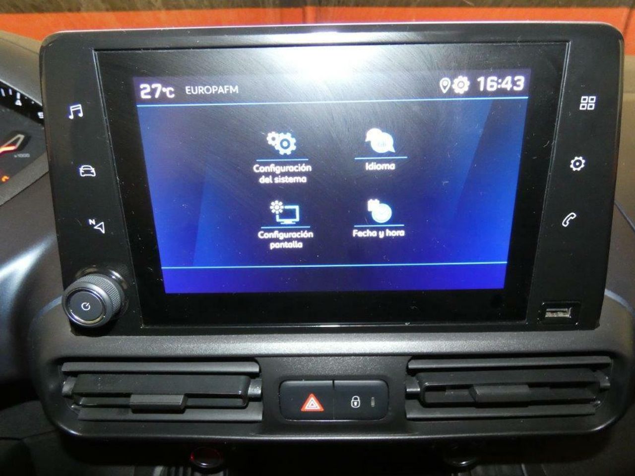 Foto Peugeot Rifter 14