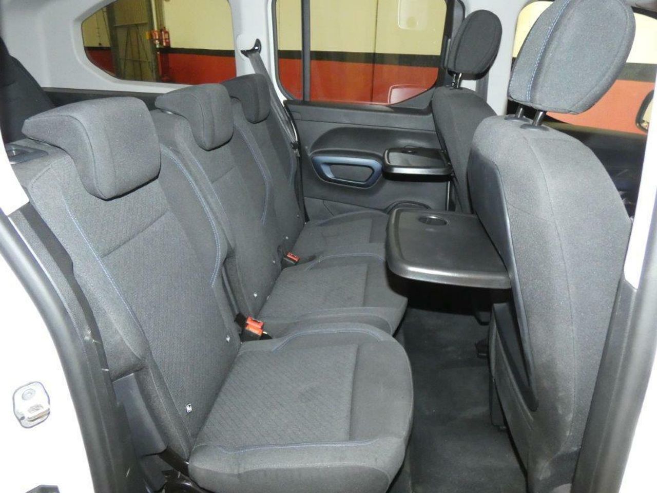 Foto Peugeot Rifter 23