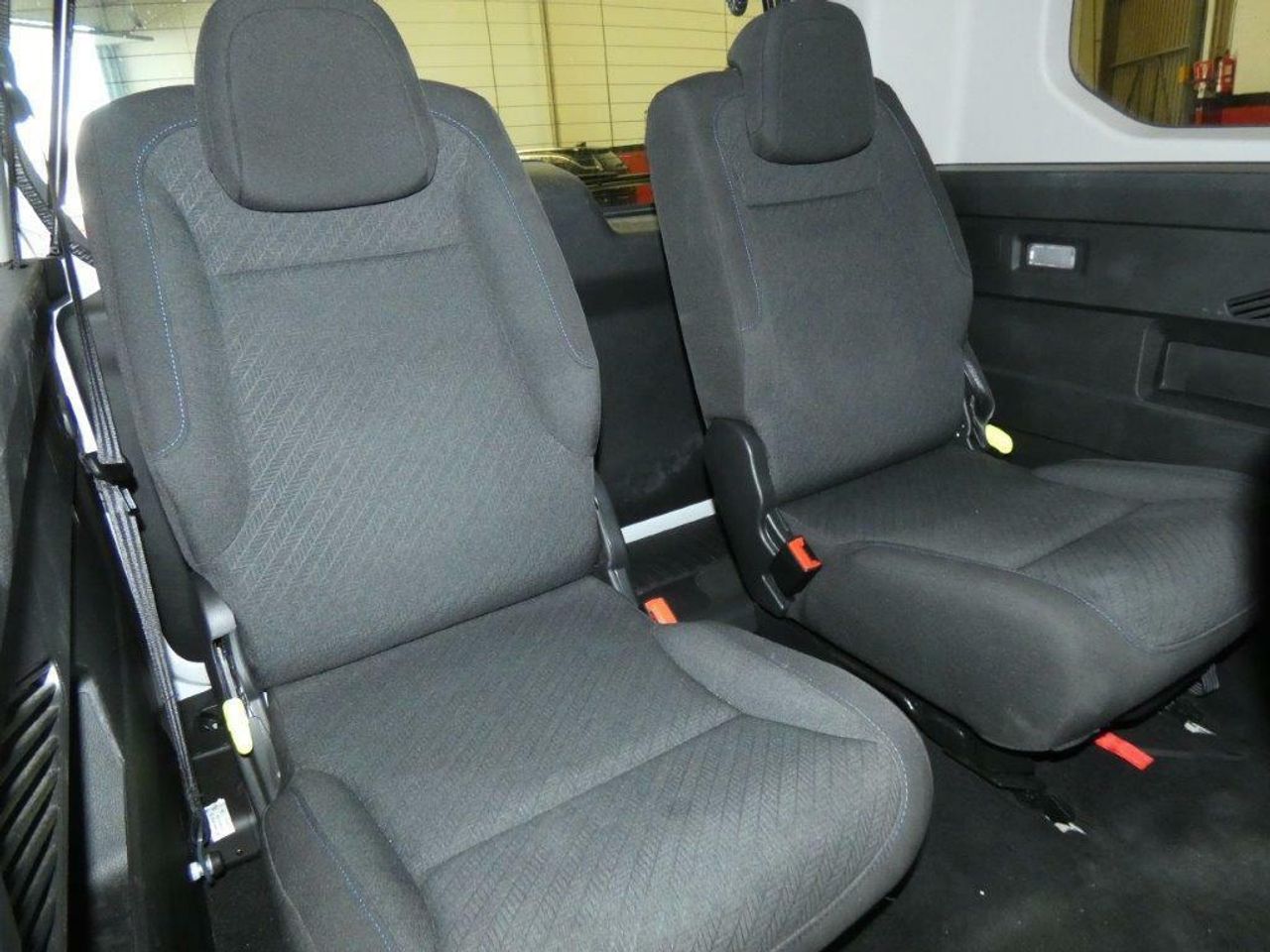 Foto Peugeot Rifter 24