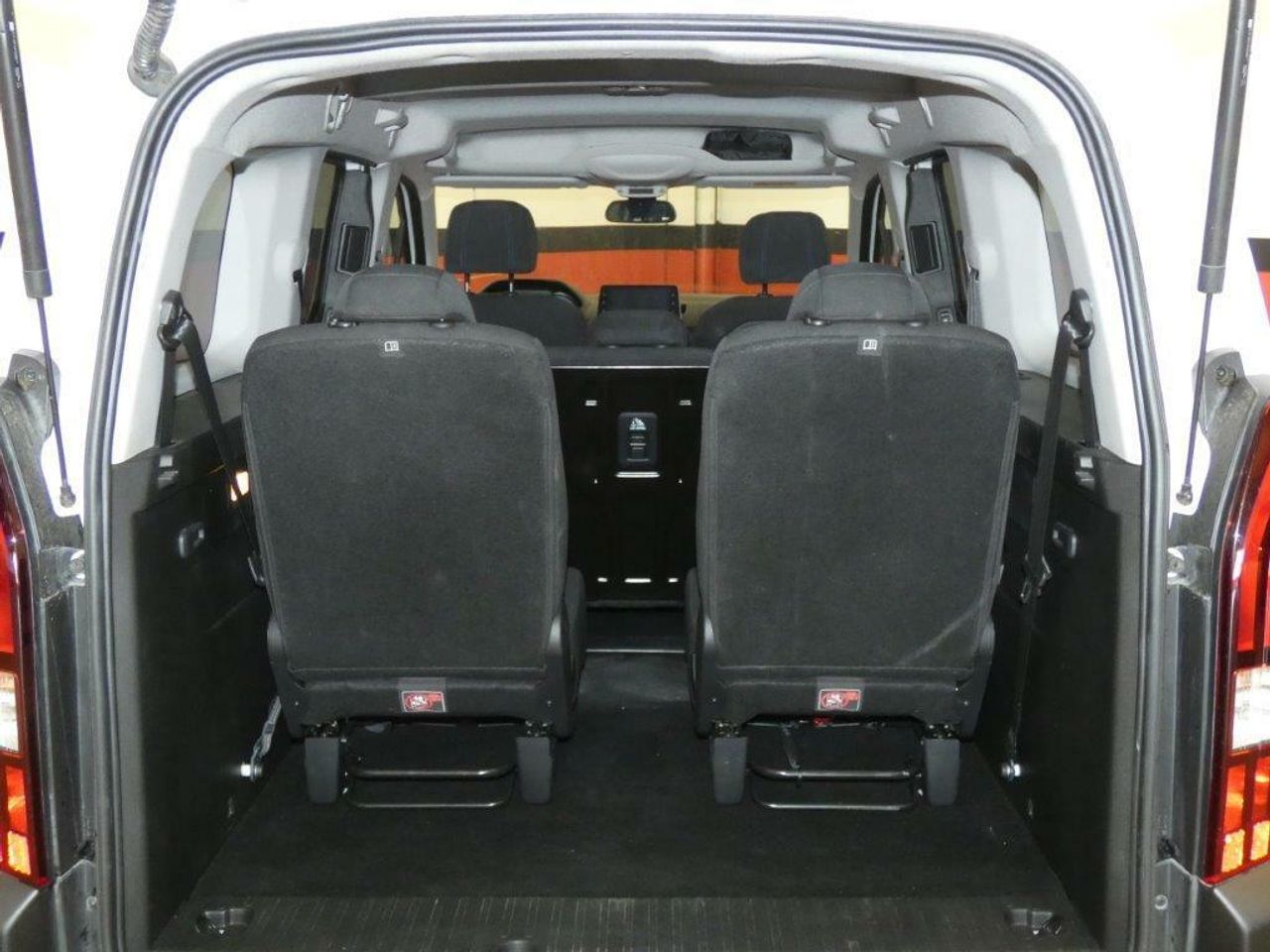 Foto Peugeot Rifter 25