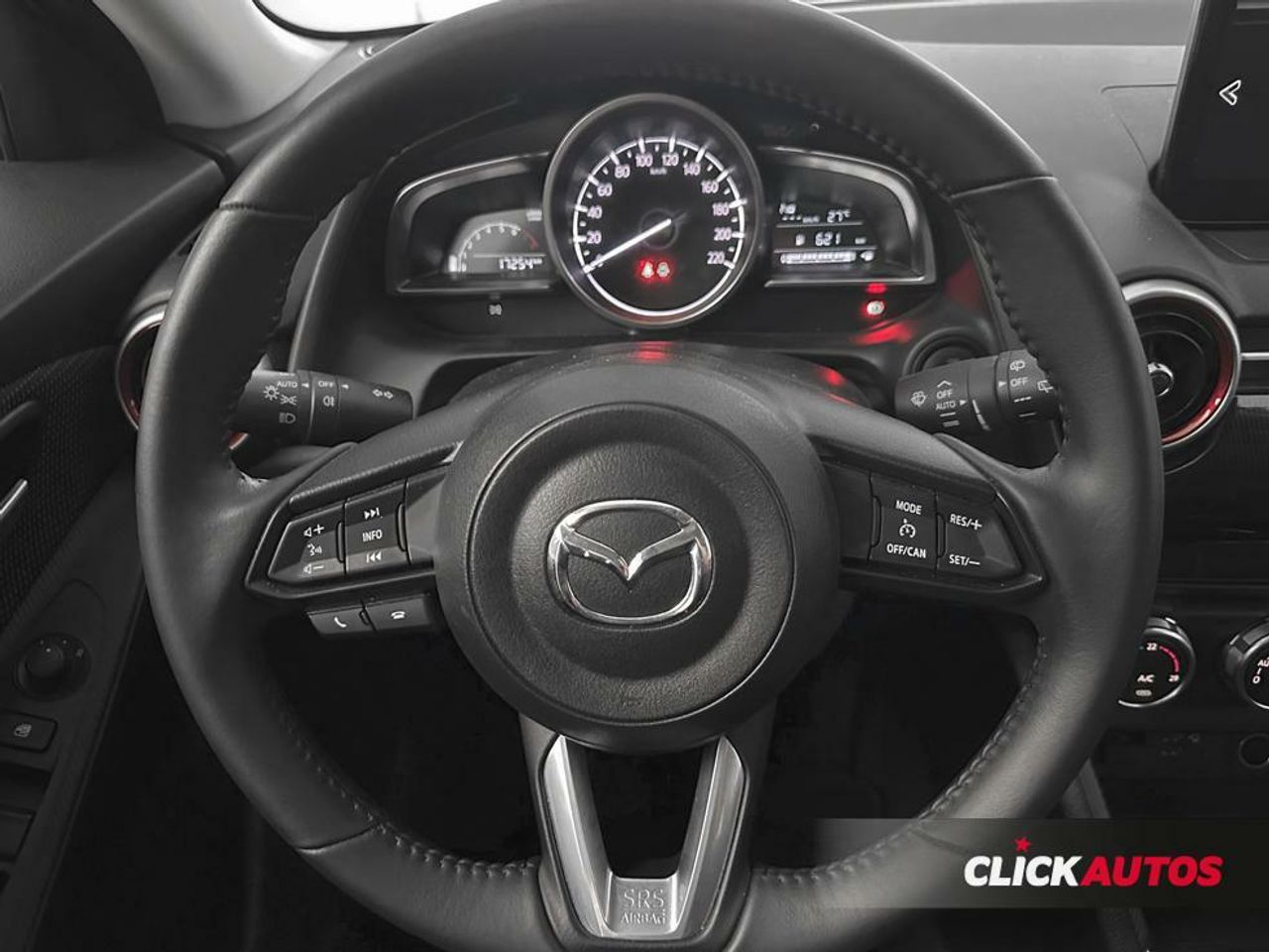 Foto Mazda Mazda2 8