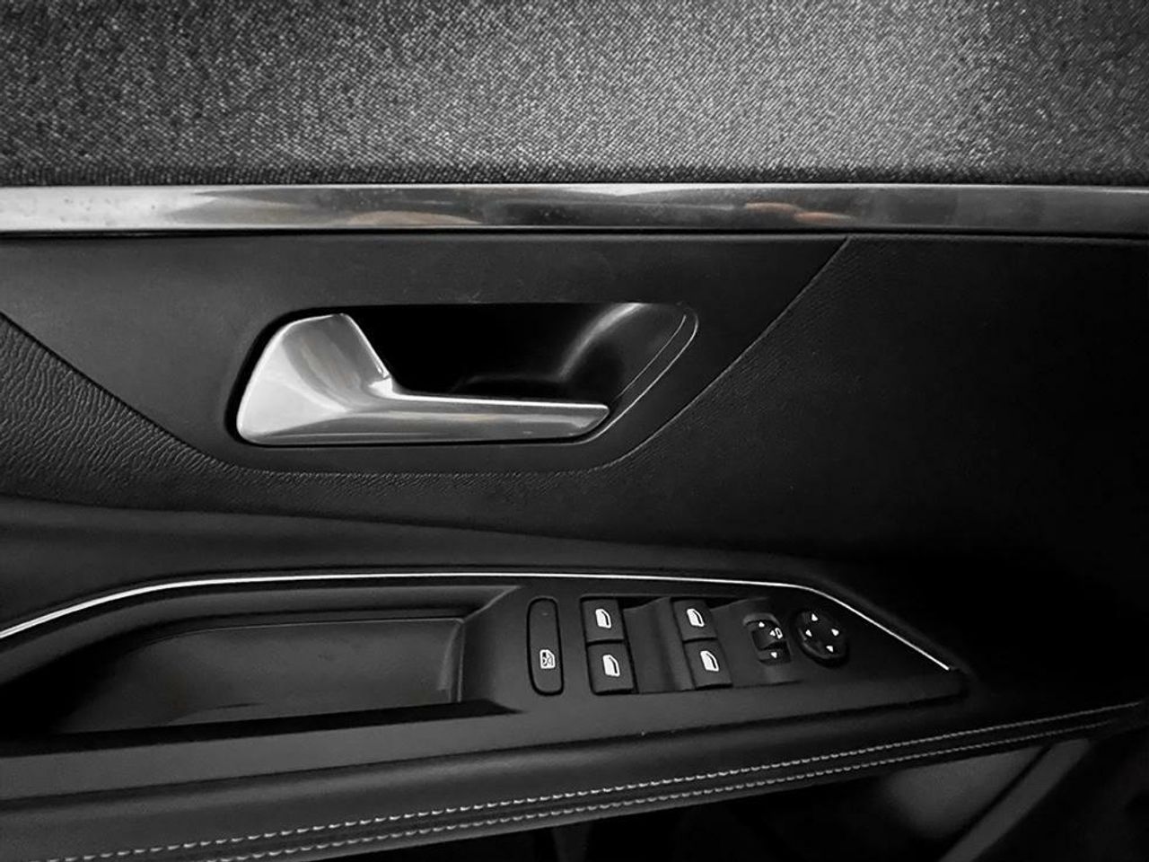 Foto Peugeot 5008 11