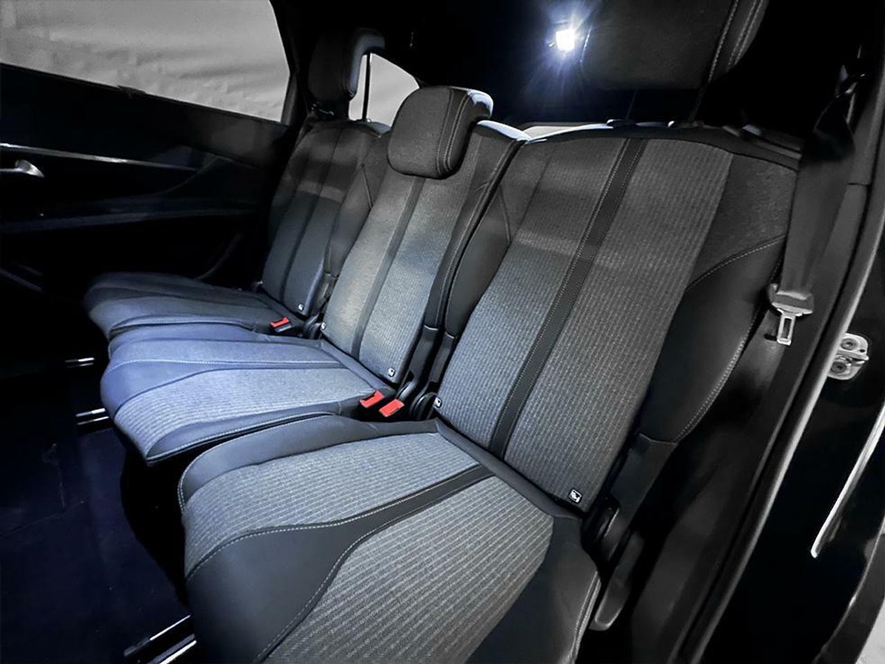 Foto Peugeot 5008 13