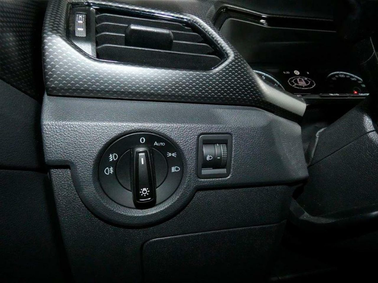 Foto Volkswagen T-Cross 18