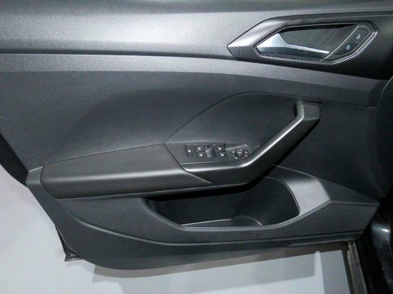 Foto Volkswagen T-Cross 20