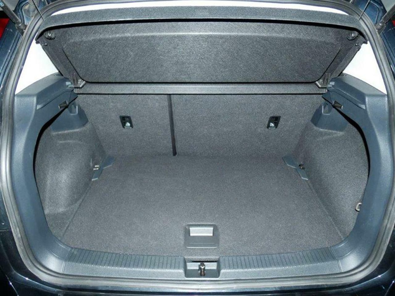 Foto Volkswagen T-Cross 23