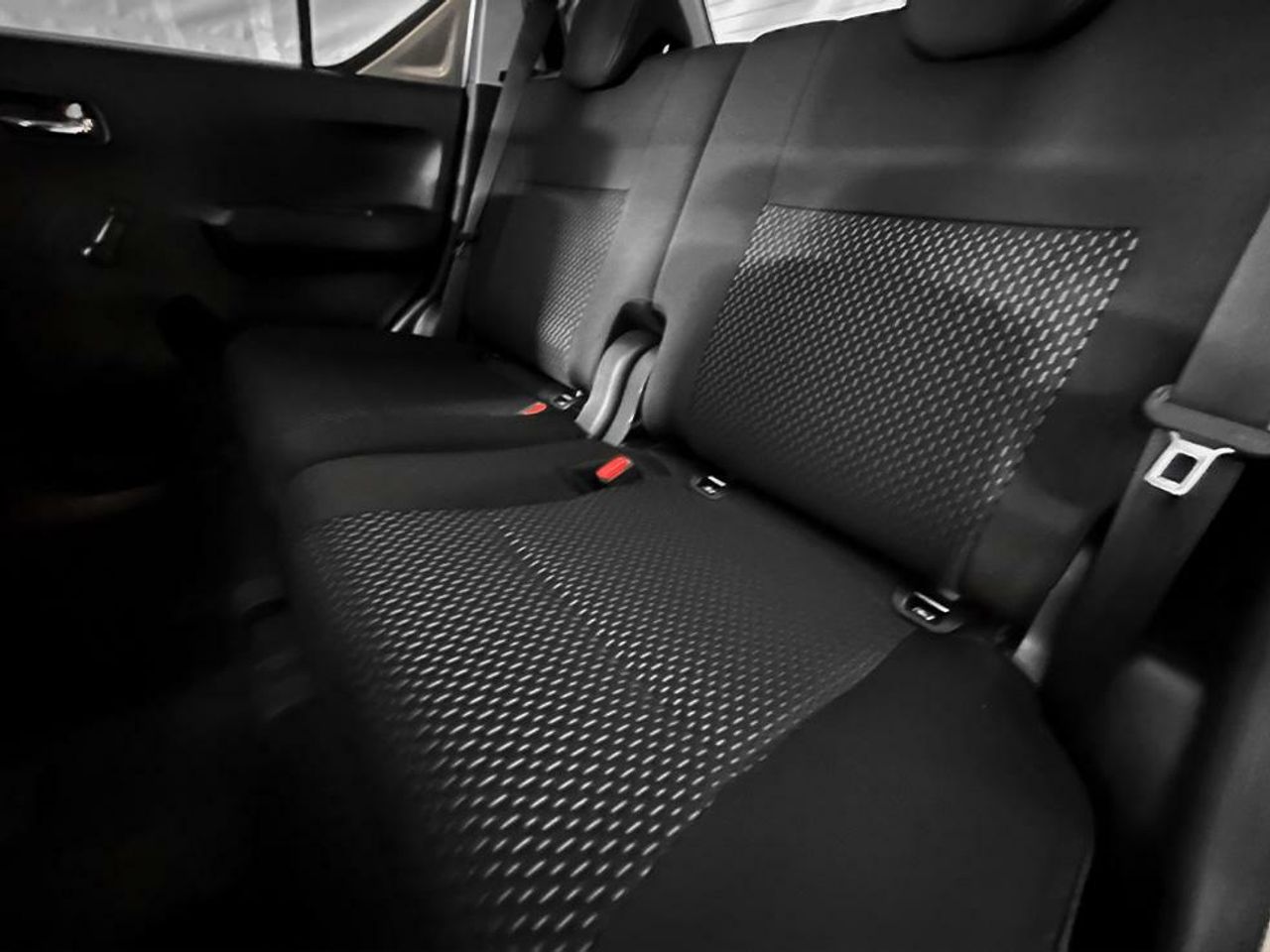 Foto Suzuki Ignis 15
