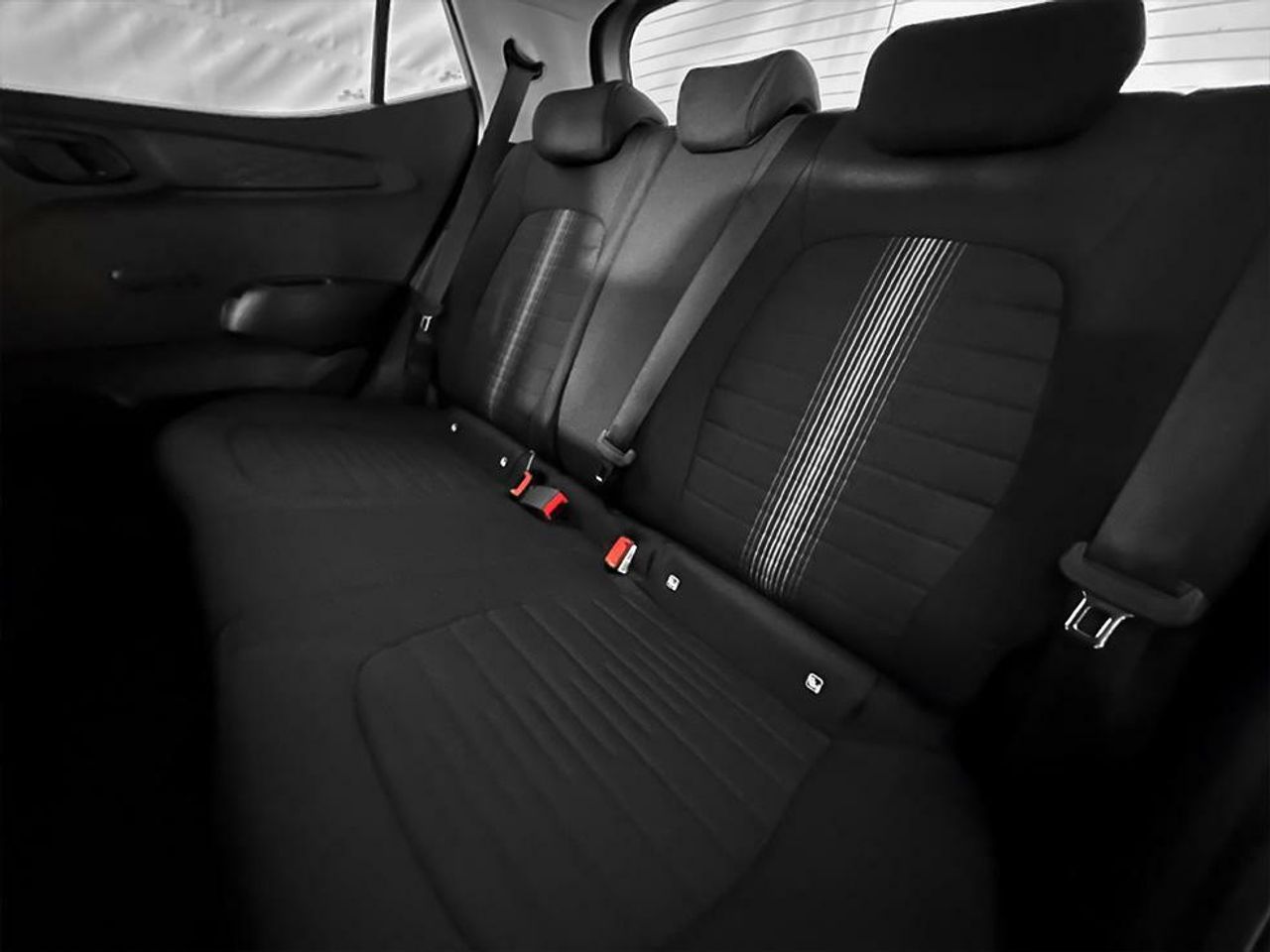 Foto Hyundai i10 16