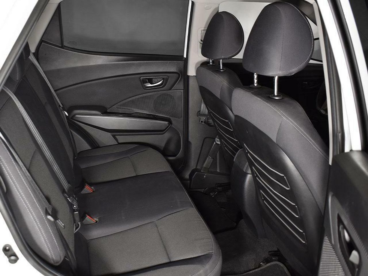 Foto SsangYong Tivoli 17