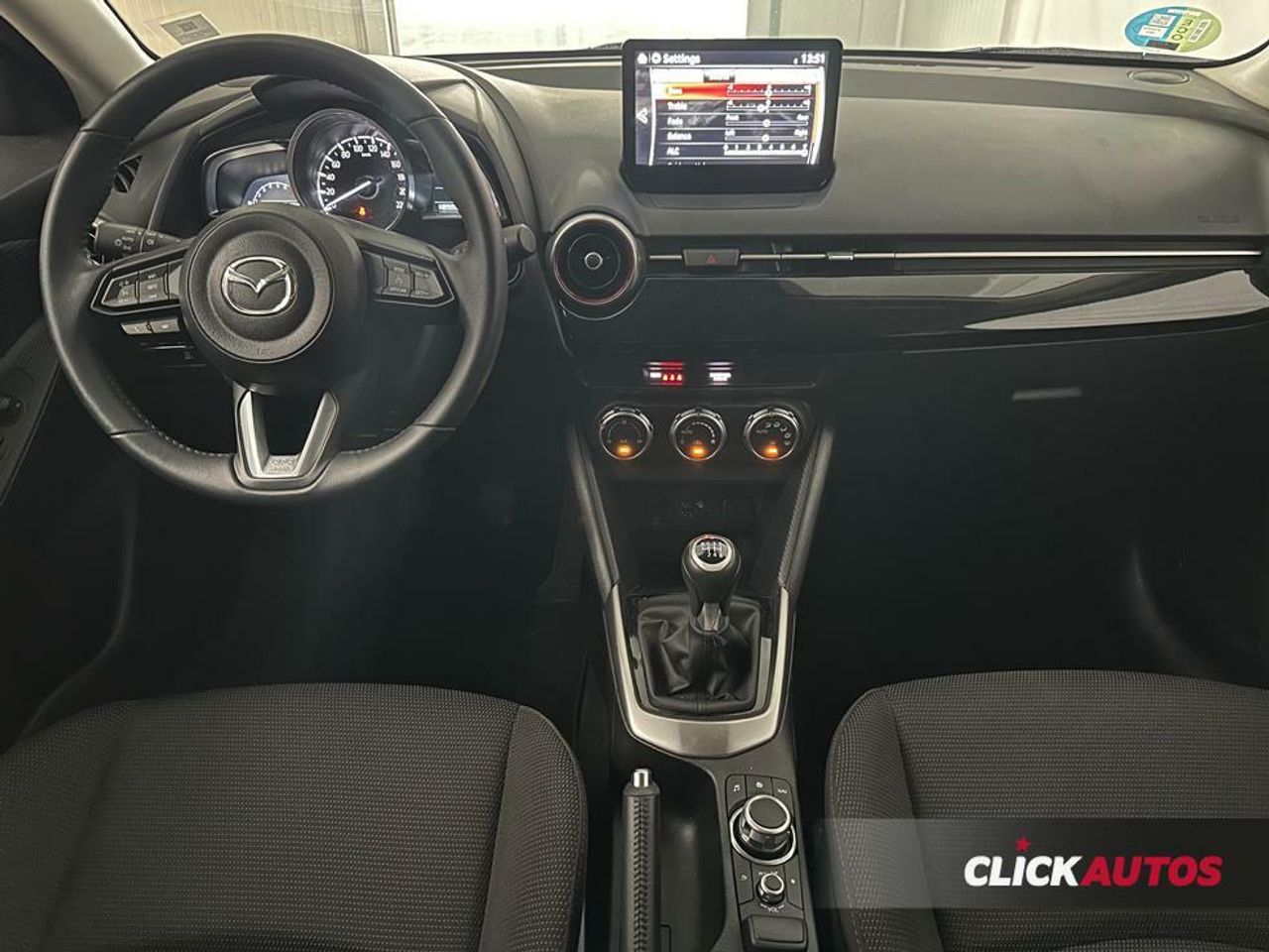 Foto Mazda Mazda2 11