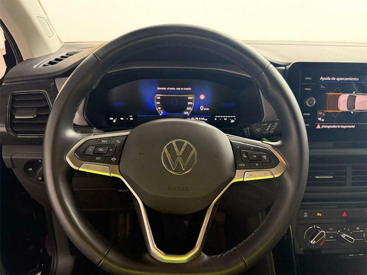 Foto Volkswagen T-Cross 5