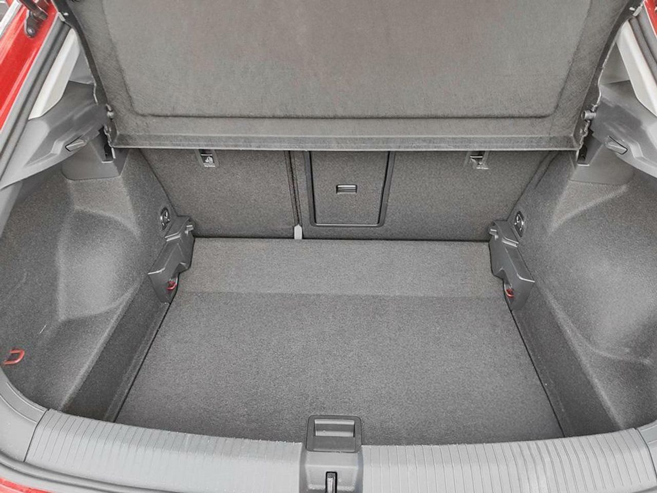 Foto Volkswagen T-Roc 13
