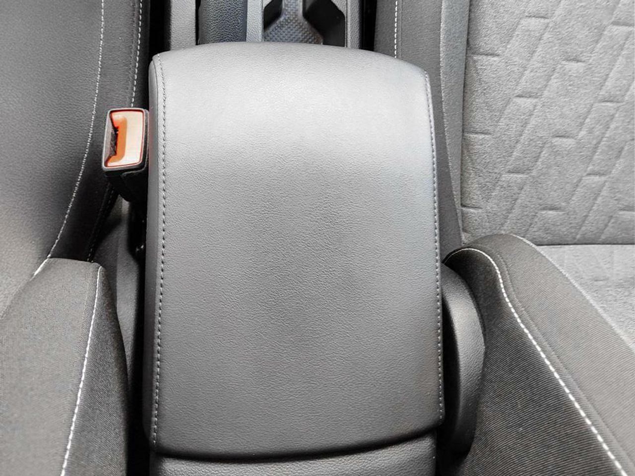 Foto Volkswagen T-Cross 11