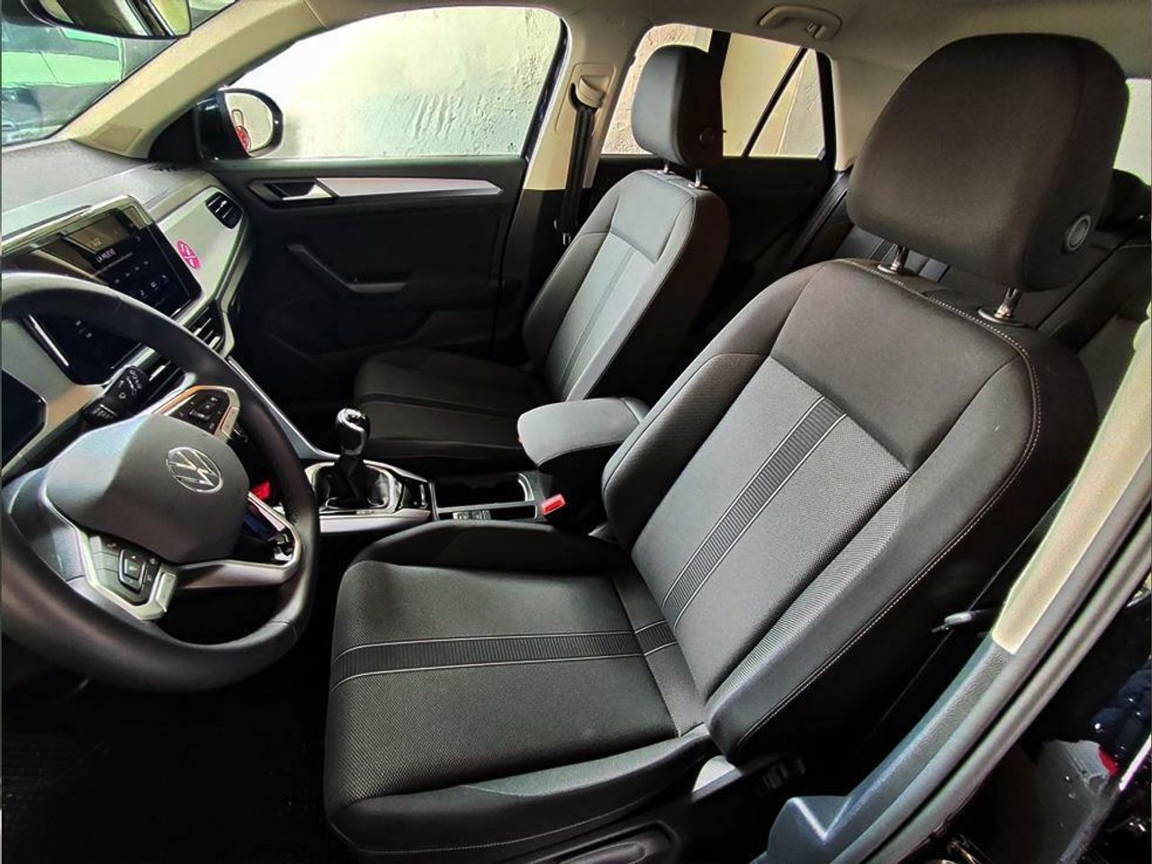 Foto Volkswagen T-Roc 9