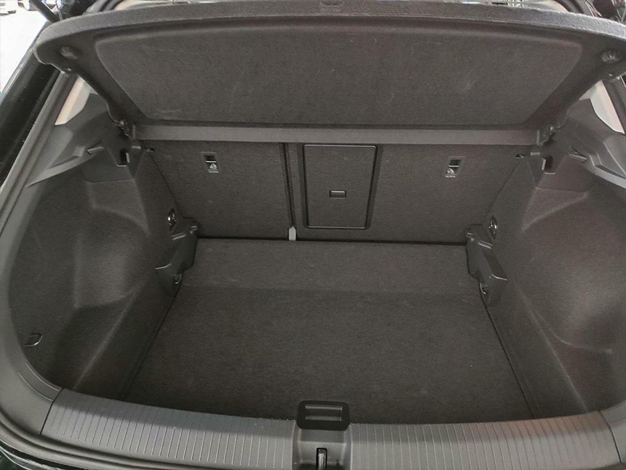 Foto Volkswagen T-Roc 11