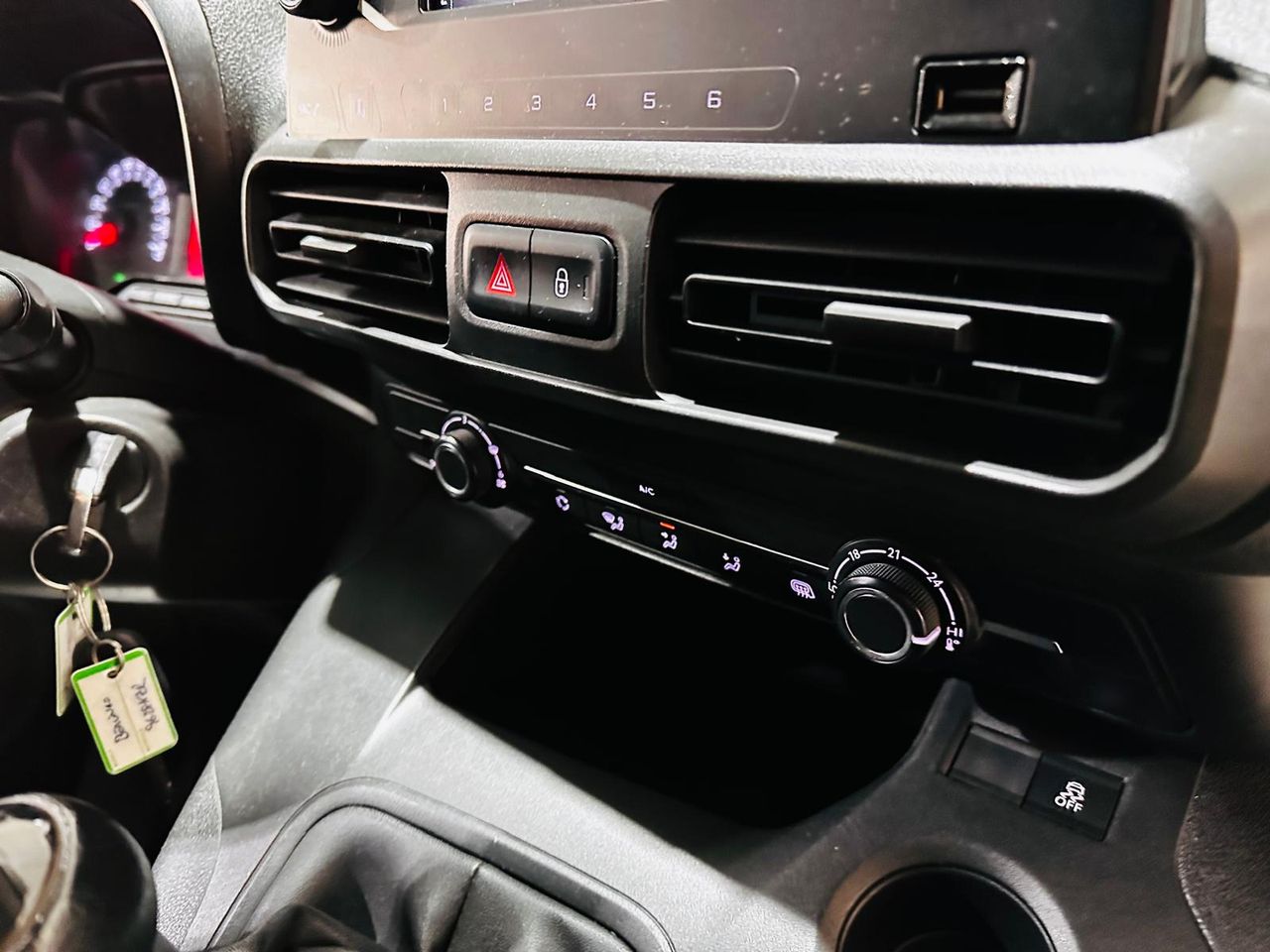Foto Citroën Berlingo 28