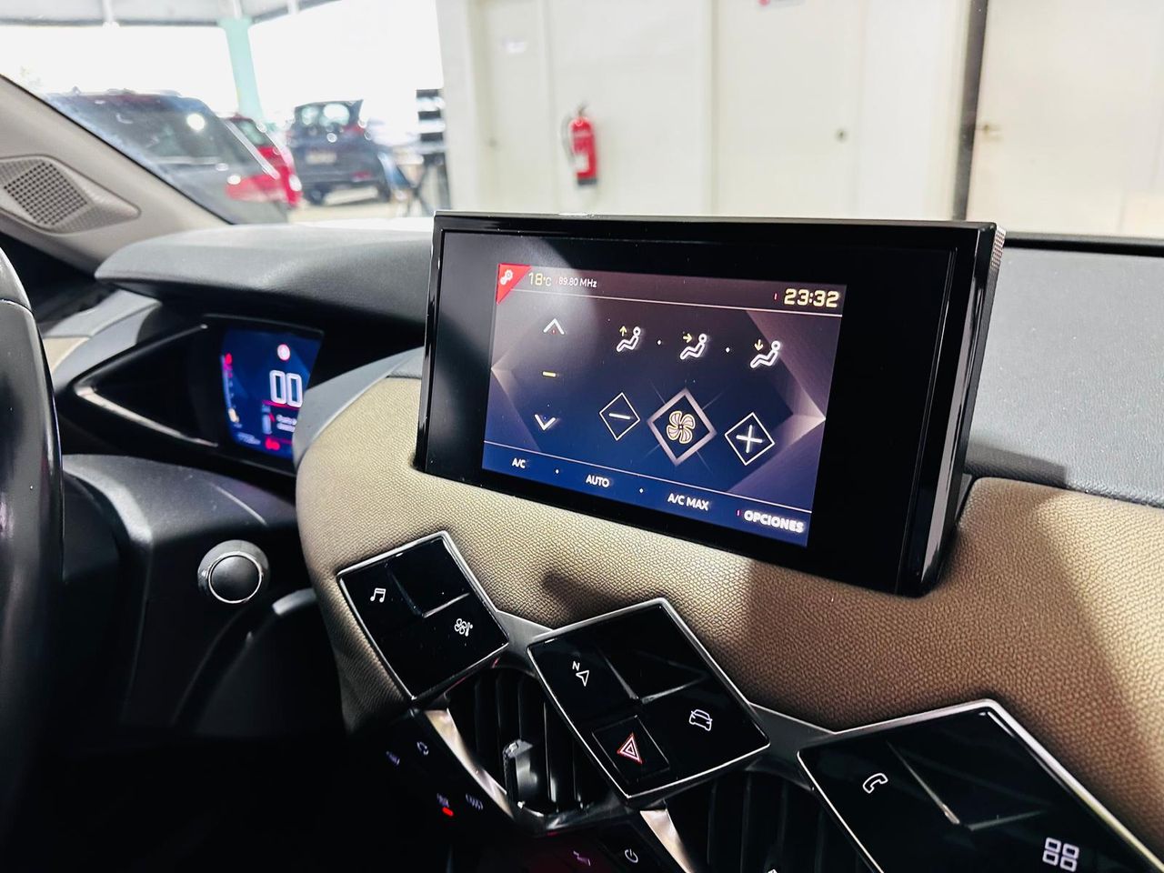 Foto DS Automobiles DS 3 18