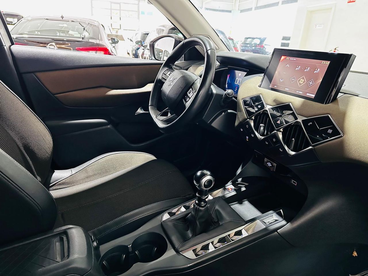 Foto DS Automobiles DS 3 19