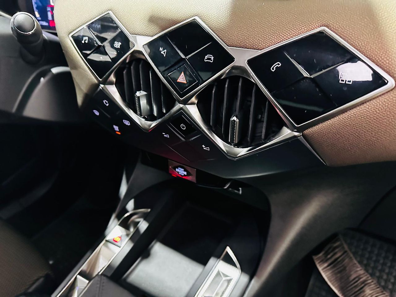 Foto DS Automobiles DS 3 20