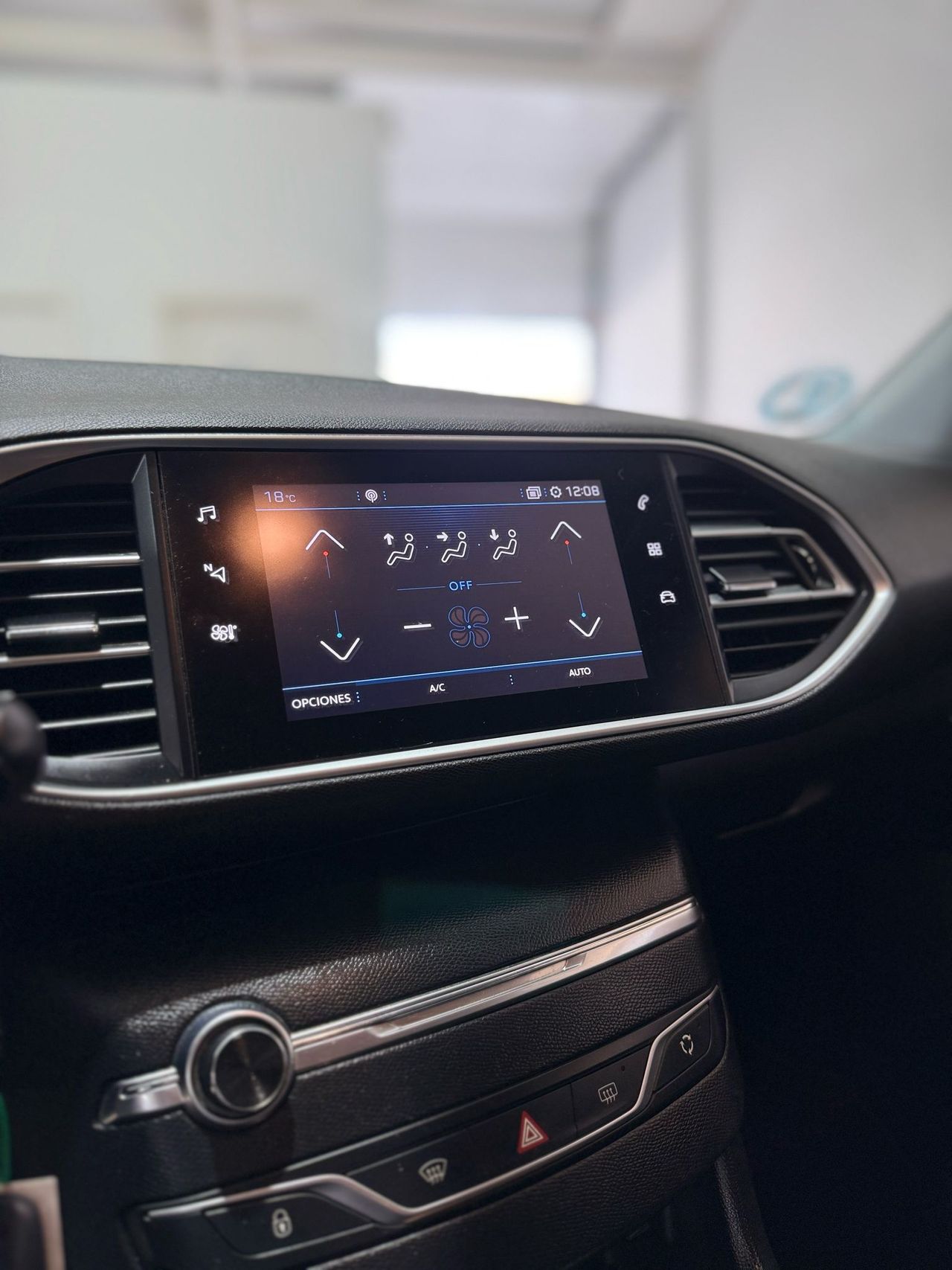 Foto Peugeot 308 4